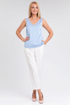 Деловая свободная блузка из шелковистой ткани с V-вырезом IVARI 423 голубой - фото 3