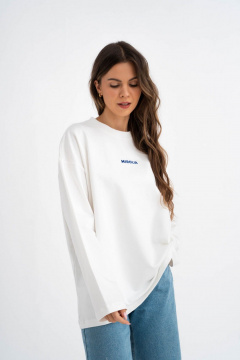 Белый трикотажный лонгслив с принтом и вышивкой на каждый день Mirolia 1225-1 синий - фото 1