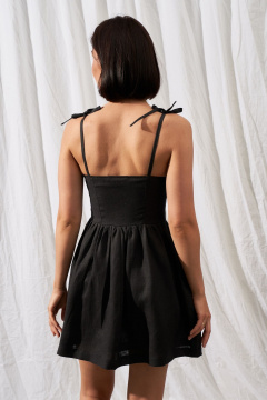 Леновый мини сарафан с вырезом и бретелями завязками Puella 3007 черный_Викки - фото 5