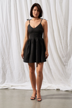 Леновый мини сарафан с вырезом и бретелями завязками Puella 3007 черный_Викки - фото 1