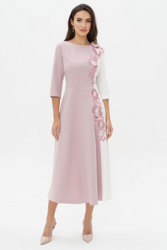 Джемперное платье с цветочной вышивкой и двухцветной тканью Urs 24-310-2 - фото 1