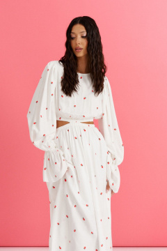 Платье полуприлегающего кроя из белого текстиля с ягодным принтом ANNETE A3574 - фото 3