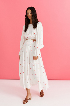 Платье полуприлегающего кроя из белого текстиля с ягодным принтом ANNETE A3574 - фото 1