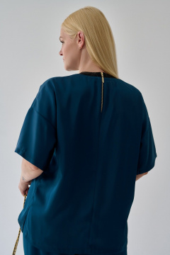 Блуза оверсайз из струящейся ткани с разрезами Мастер Мод 803ас изумруд - фото 2