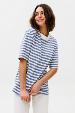 Летняя футболка с принтом «be a traveler not a tourist» HIT 0223 василек - фото 1