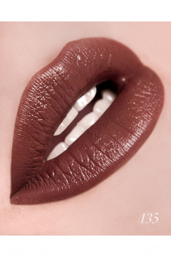 Помада коричневая кремовая глянцевая насыщенная для губ Belor Design BE COLOR тон 135 темный шоколад - фото 2