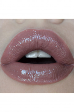 Блеск для губ коричневый с витамином Е и богатым оттенком Belor Design Nude Harmony Outfit Lip тон 28 Taupe Hoodie - фото 3