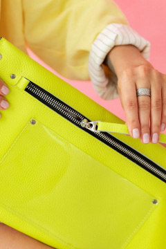 Кожаная сумка через плечо с деревянными вставками, белая Because LONG_NEON - фото 5