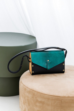 Кожаная сумка через плечо с деревянными вставками Because NIKOL-IZUMRUD - фото 1