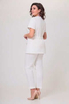 Белый летний костюм из текстиля с жакетом и брюками Swallow 759 белый - фото 4
