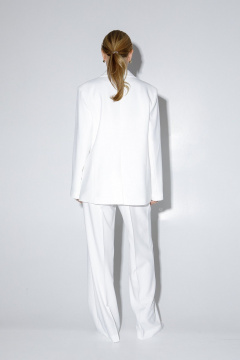 Деловой костюм-двойка из жакета и брюк со стрелками PiRS 5025 белый - фото 4