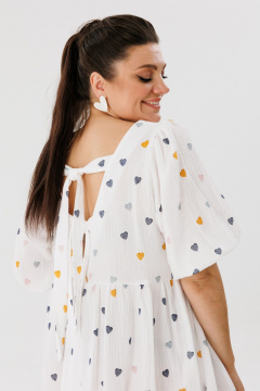 Платье оверсайз с глубоким V-вырезом и завязками на спине Anelli 1295 разноцветные_сердечки - фото 3