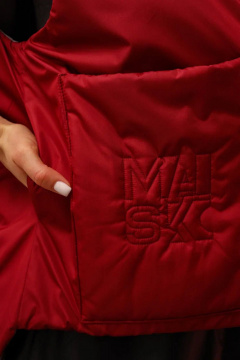 Демисезонный жилет из яркой ткани с вырезом и застежкой MASHA SKORINA MS-VB-6-002 - фото 3