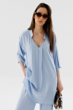 Блуза с V-образным вырезом и воротником стойкой NikVa 563-1 голубой - фото 2