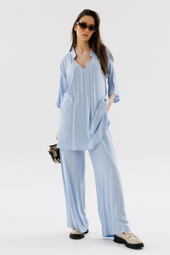 Блуза с V-образным вырезом и воротником стойкой NikVa 563-1 голубой - фото 5