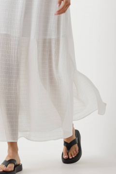 Белое платье на бретелях с сборками и разрезами N.O.W. 1444 - фото 5