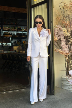 Костюм из жакета и брюк классического стиля из текстиля Temper 134 белый - фото 5