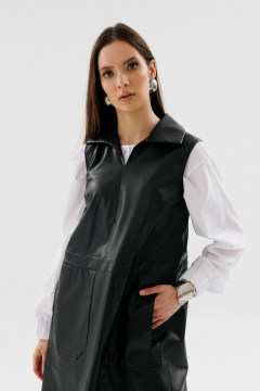 Демисезонное мини платье трапеции из экокожи с карманами NikVa 736-1 чёрный - фото 4