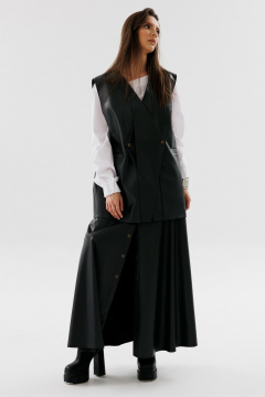 Демисезонный костюм 2 предмета из экокожи с юбкой и жилетом NikVa 741-1 чёрный - фото 2