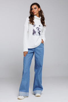 Демисезонный трикотажный джемпер с печатью «Girl» Butеr 2891 молочный - фото 5