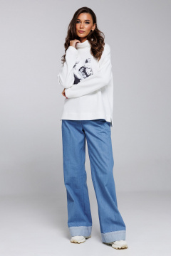 Демисезонный трикотажный джемпер с печатью «Girl» Butеr 2891 молочный - фото 3