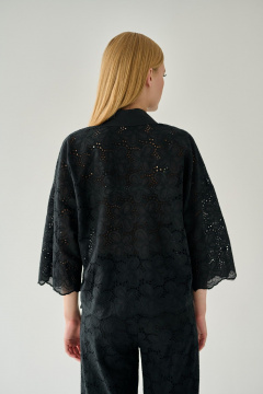 Черная хлопковая блузка с кружевом и V-вырезом Мастер Мод 853с чёрный - фото 4