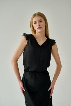Черная шелковистая блузка с кружевом и V-образным вырезом Мастер Мод 854ас чёрный - фото 2