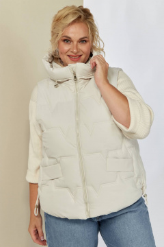 Демисезонная жилетка на молнии с капюшоном и прорезными карманами Shetti 2153 молочный - фото 5