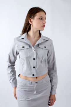 Летний серый жакет с декоративными рельефами и накладными карманами Mita ЖМ1179А серый - фото 3