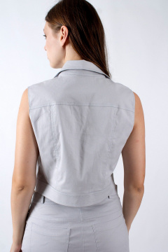Серый жилет на каждый день с прорезными карманами и застёжкой Mita ЖМ1179 серый - фото 3