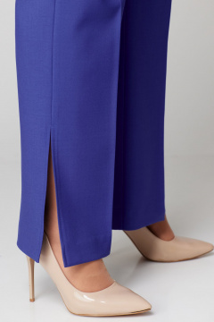 Деловой блейзер и широкие брюки из костюмной ткани Мишель стиль 1211 фиалка - фото 3