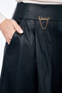 Зеленая юбка-клеш из экокожи с складками и брошью Solomeya Lux 952 - фото 4