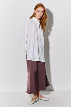 Белая свободная рубашка с вышивкой из текстиля FLAIM 1100 молочный - фото 5