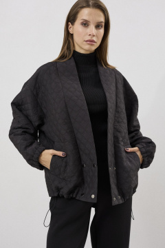 Утепленный тренч из фактурной ткани с карманами и резинкой DAVA 3136 черный - фото 5