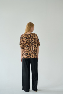 Блуза оверсайз с разрезами, шелковистая ткань, универсальный стиль Мастер Мод 803ас леопард_рыжий - фото 2