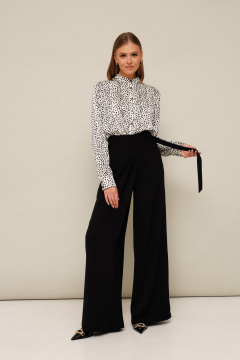 Современные брюки-кюлоты и блуза с воротником-стойкой PUR PUR 11-317 - фото 3