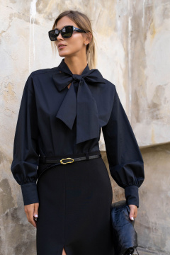 Блуза свободного силуэта с А-образным вырезом и кокеткой SILVERSPICE S-6415 черный - фото 1