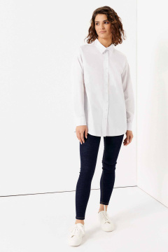 Белая деловая блузка с ярким принтом и длинным рукавом Панда 139843w белый - фото 1