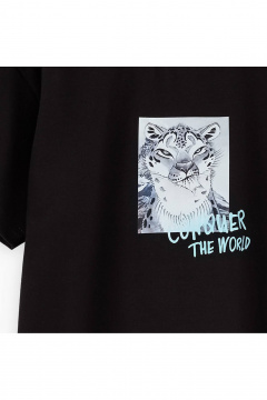 Футболка для мальчика приталенного силуэта с принтом Bell Bimbo 242086 черный - фото 3