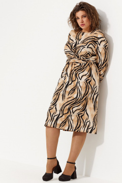 Демисезонное платье с анималистичным принтом из трикотажа BegiModa 1042 лео - фото 1