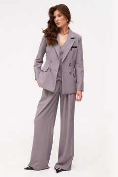 Демисезонный костюм из текстиля с жакетом и комбинезоном KaVaRi 8036 светло-серый - фото 5