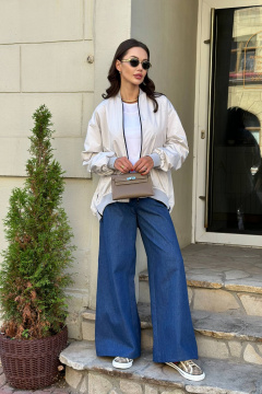 Белый оверсайз бомбер с молниями и вставками AURA otd 7047 - фото 2