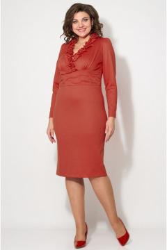 Комфортное трикотажное платье с сборкой и V-образным вырезом Fortuna ШЖ 527 терракотовый - фото 1