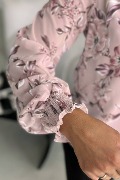 Платье с рельефами, шлицей и декоративной брошей LindaLux 812 розовая_ветка - фото 4