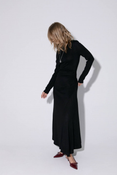 Макси асимметричное трикотажное платье с V-вырезом PiRS 5418 черный - фото 2