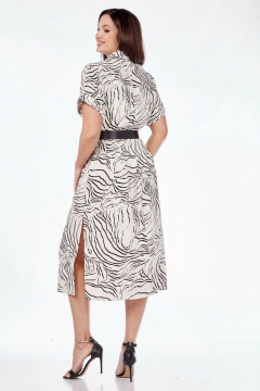 Летнее платье Х-образного силуэта из вискозы с ремнем SMilaLine М-2402 бежевый/анималистический_принт - фото 5