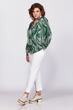 Зеленая блуза из вискозы с воротником пиджачного типа и сборками Swallow 783 зеленый/бежевые_разводы - фото 2