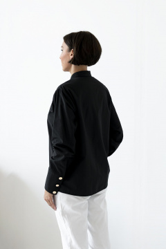 Блуза из гладкой ткани с длинным рукавом и стойкой воротником Nadex 20-094710/220-24 черный - фото 3