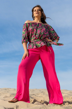 Розовый комплект из блузы с эластичной горловиной и брюк с карманами Andina 954 фуксия - фото 1