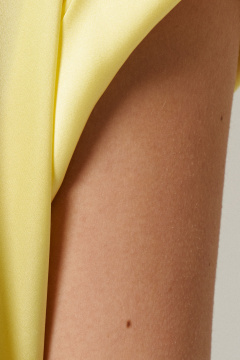 Блуза летняя желтая с коротким рукавом и классическим кроем Панда ПА-459340 желтый - фото 4